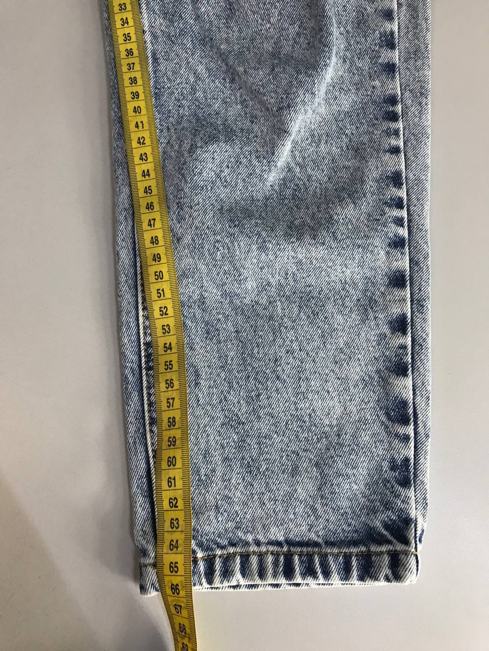 Джинсы Pull&Bear модного оттенка, маркировка 36, визуально 42 размер