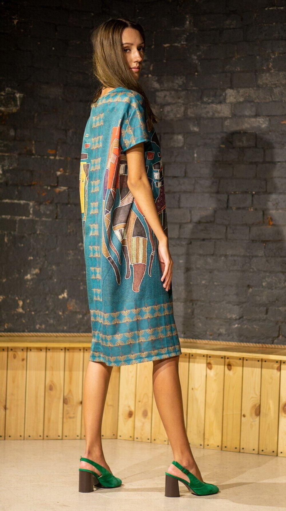 Платье "Четыре фигуры», по мотивам картины Василия Кандинского "Четыре фигуры на трех квадратах"