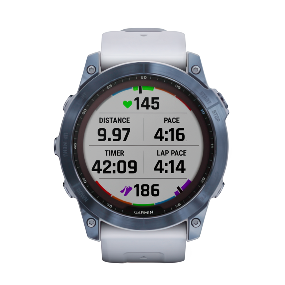 Спортивные часы Garmin fenix 7X Sapphire Solar Edition, 51 мм, силиконовый ремешок цвета «Уайтстоун» Безель из титана цвета «синий минерал» с DLC-покрытием, дисплей Solar со стеклом Power Sapphire. Ремешок с классической застёжкой — на запястье обхватом 1