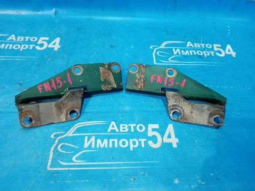 Петля капота правая NISSAN PULSAR 1997