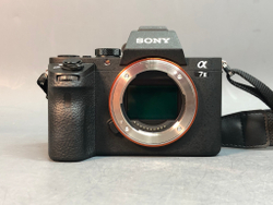 Sony A7 II 7.000 кадров