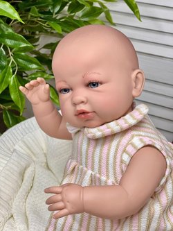 Кукла Berbesa мягконабивная 50см SARA (5201K)