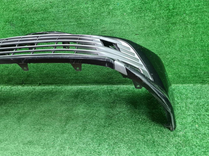 Бампер передний Toyota Camry 8 XV70 (2017-2021)