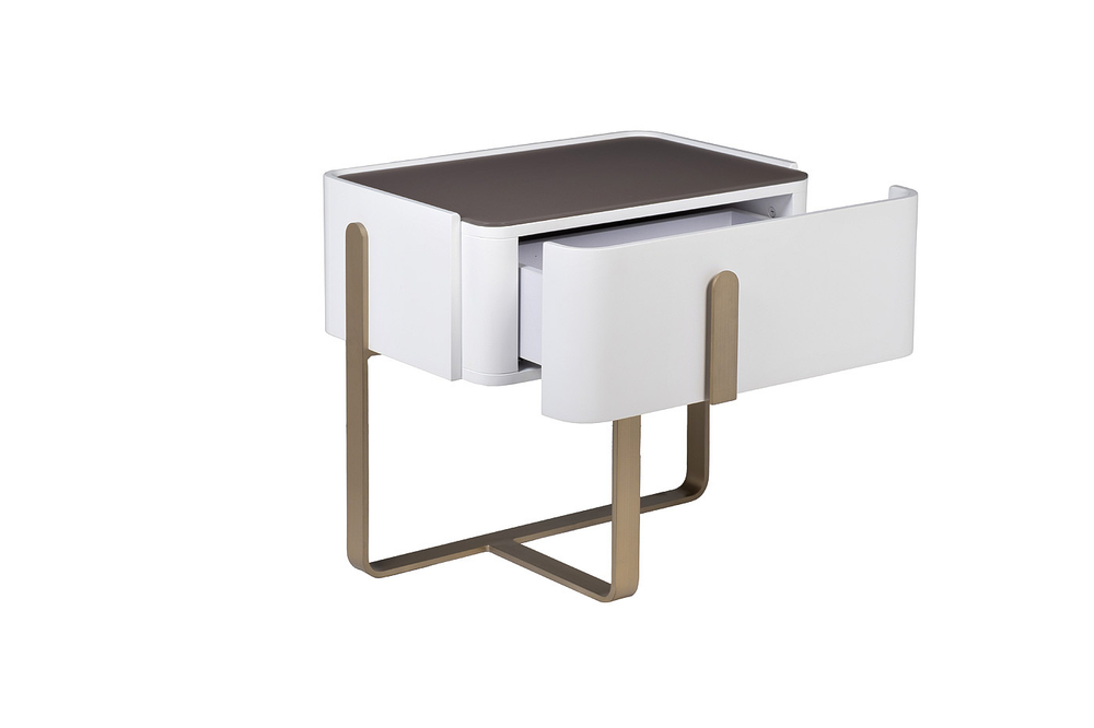 Тумбочка Garda Decor белая с металлическим каркасом и стеклянной столешницей