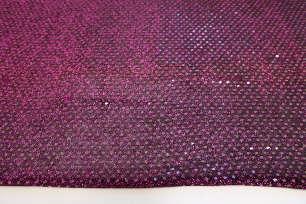 Трикотаж с пайетками темно-малиновый