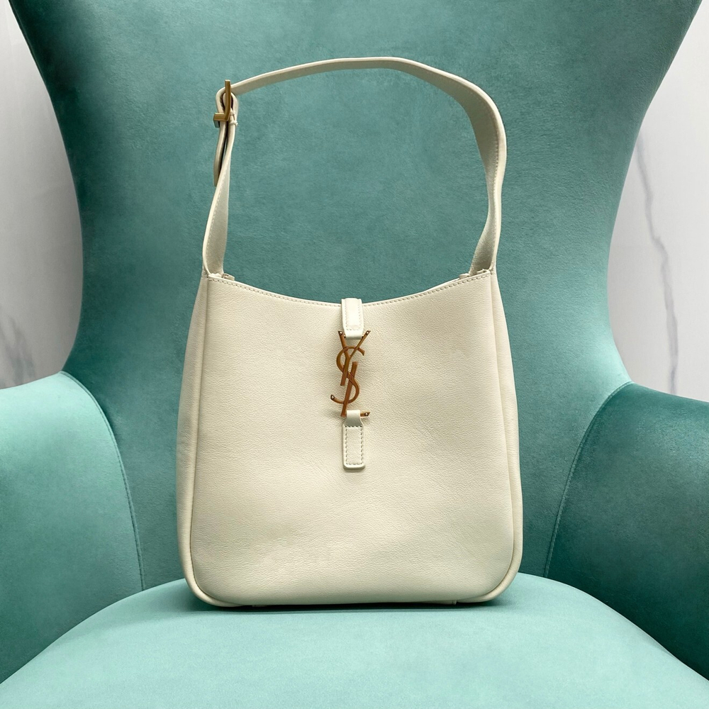Saint Laurent Small Le 5 A 7 23 cm