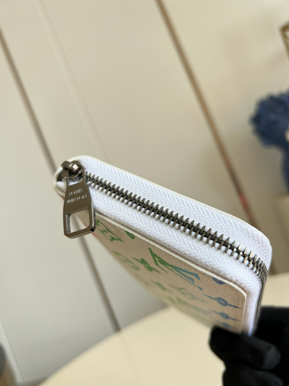 Louis Vuitton Zippy Wallet