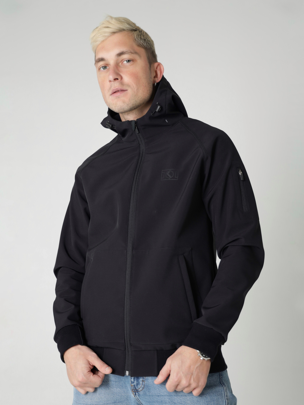 Ветровка худи софтшелл черная Город Горький