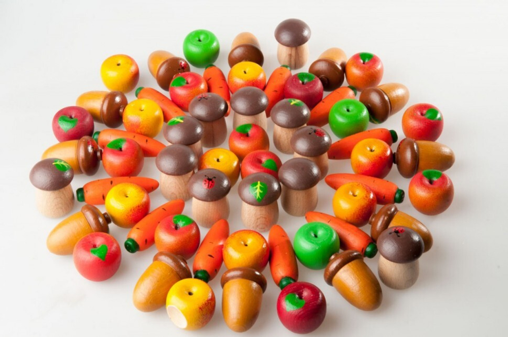 Счетный материал 12 желудей в коробочке-сортере