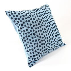 Чехол для подушки из хлопка с принтом funky dots, серо-голубой cuts&pieces, 45х45 см