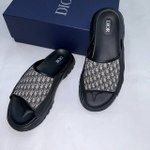 Шлепанцы Dior