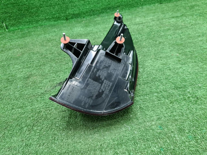 Фонарь правый внешний Mercedes GLE V167 (18-24)