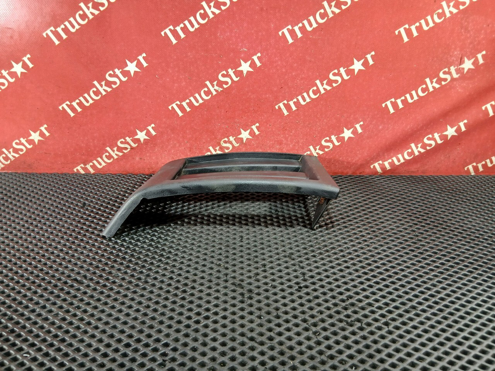 Накладка торпедо 2023г