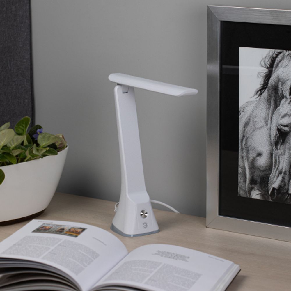 Настольный светильник ЭРА NLED-503-11W-W светодиодный белый | Светодиодные настольные лампы