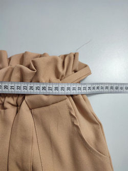 Брюки бежевые 46 размер