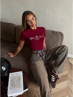 Футболка skims с принтом облегающая