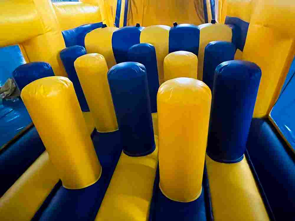 Надувная полоса препятствий “Веселые старты” 20*3,5*4,5 м