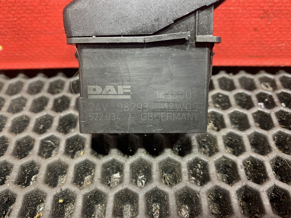 Кнопка блокировки дифференциала