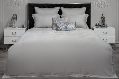 Постельное белье 2 спальное евро Garda Decor Муар оливковое бамбук
