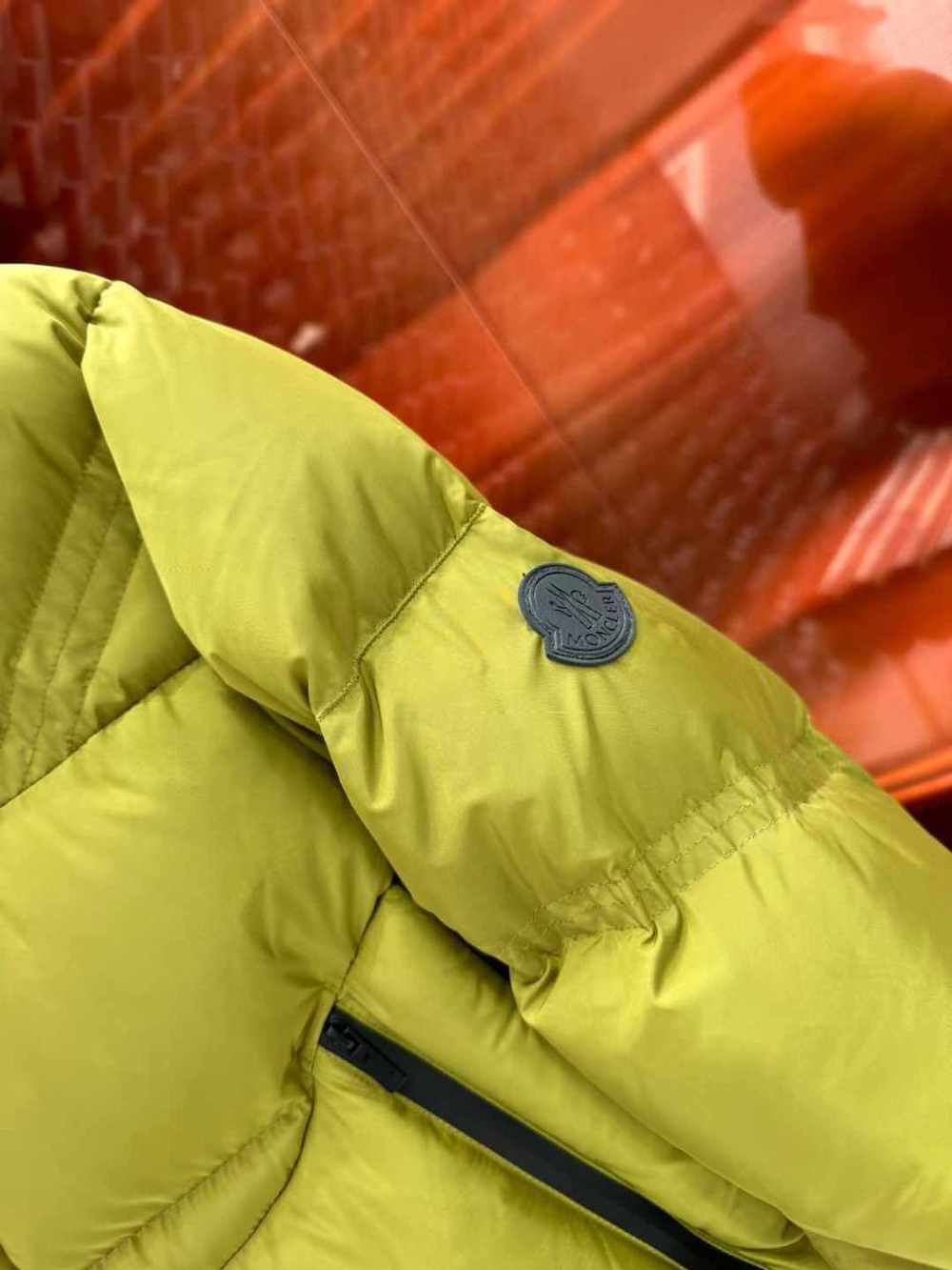Пуховик Moncler