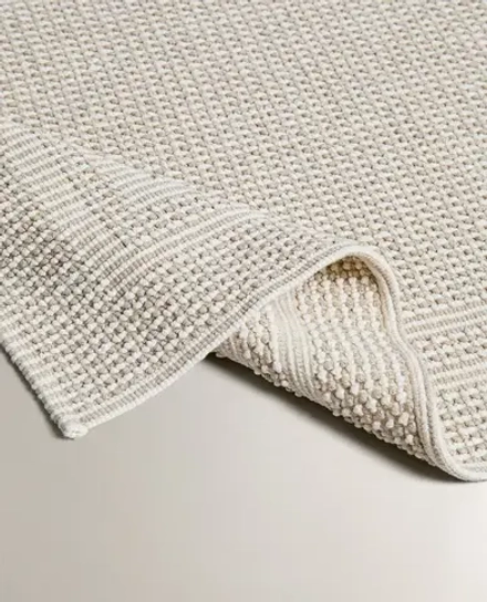 ZARA HOME КОВРИК ДЛЯ ВАННОЙ ИЗ РЕЛЬЕФНОЙ ТКАНИ В КЛЕТКУ, СВЕТЛО-БЕЖЕВЫЙ