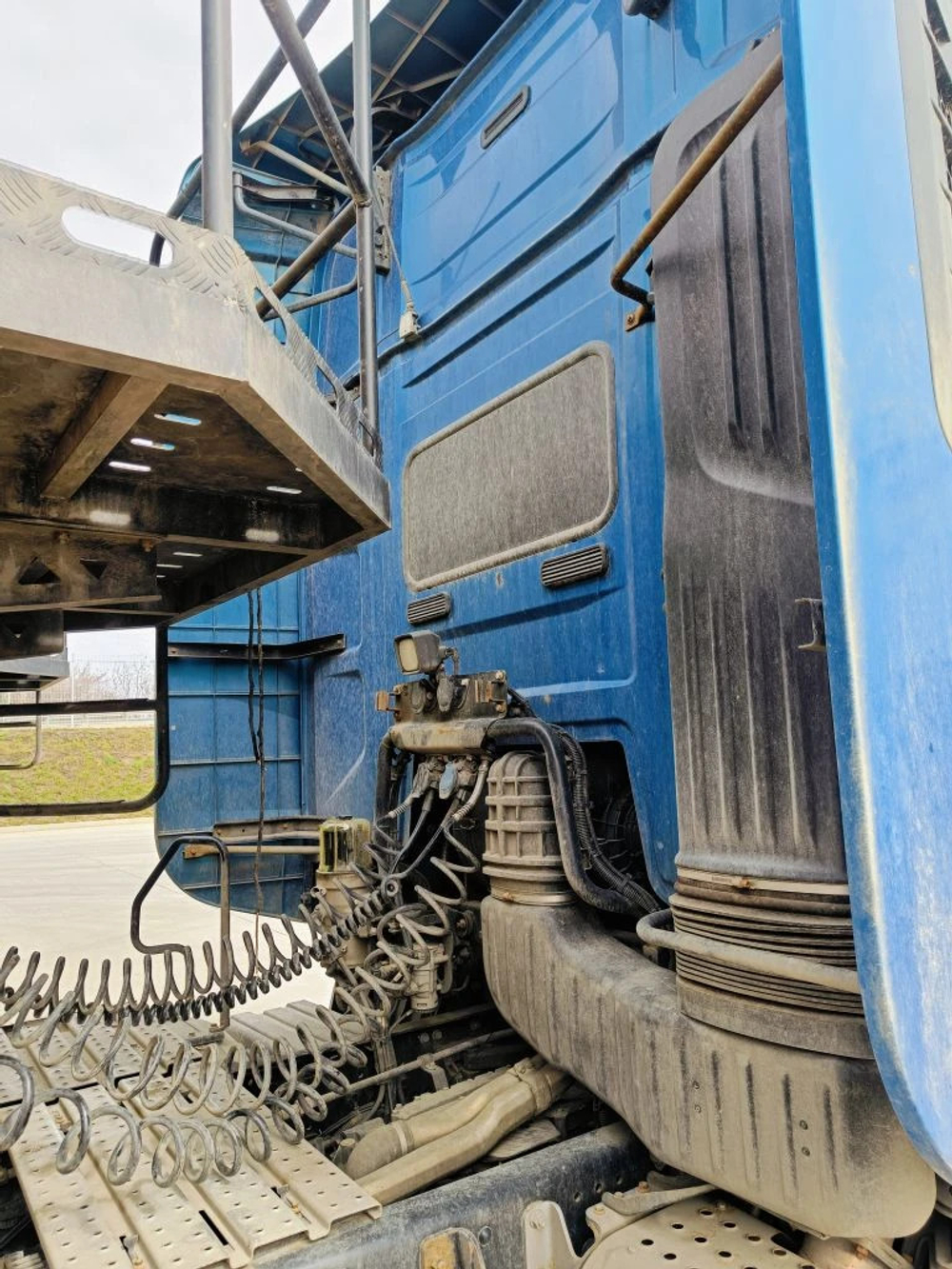FAW J7 4x2 Седельный тягач CA4180P77K25E5 (Дизельный, 12,5 л, 553 л.с., АТ)