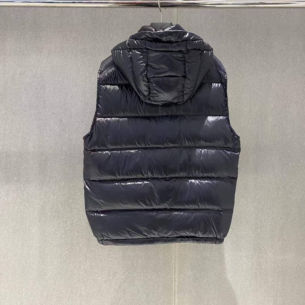 Безрукавка Moncler