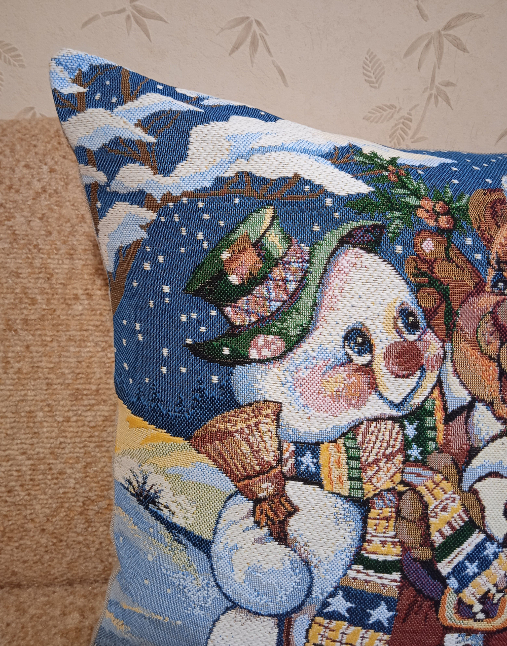 Декоративная гобеленовая наволочка для интерьерной подушки Новый год 47*47
