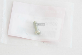 93500-05016-0A. SCREW, PAN, 5X16. HONDA
