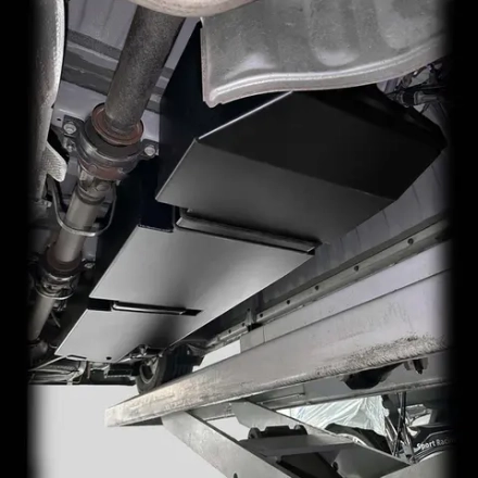 Замена штатного топливного бака на 200 литров для Toyota Hiace 3.5TT бензин 2019+Тойота Хайс