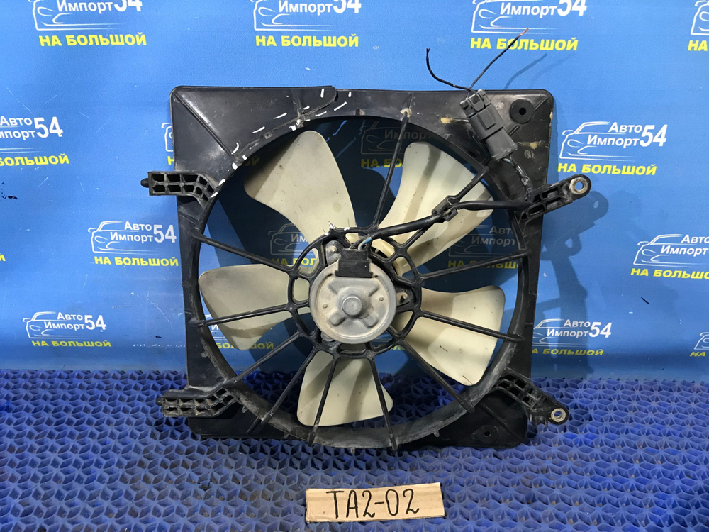 Диффузор радиатора двигателя Honda AVANCIER 2001