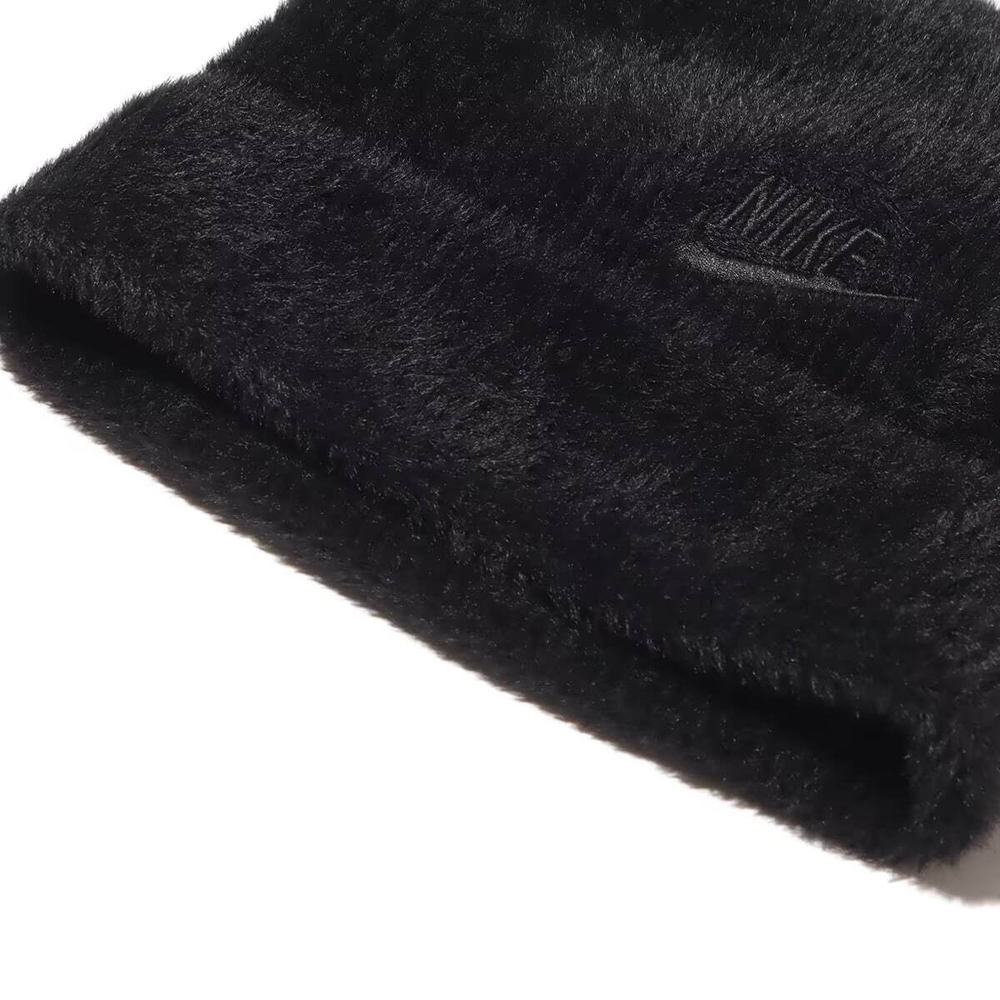 Шапка Nike Peak Black