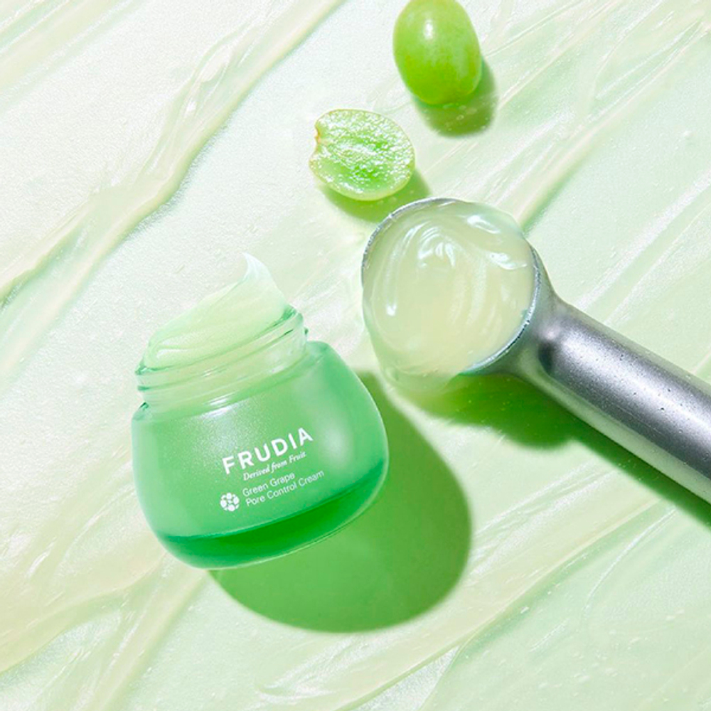 Себорегулирующий крем для лица с 81% экстрактом зеленого винограда Frudia Green Grape Pore Control Cream