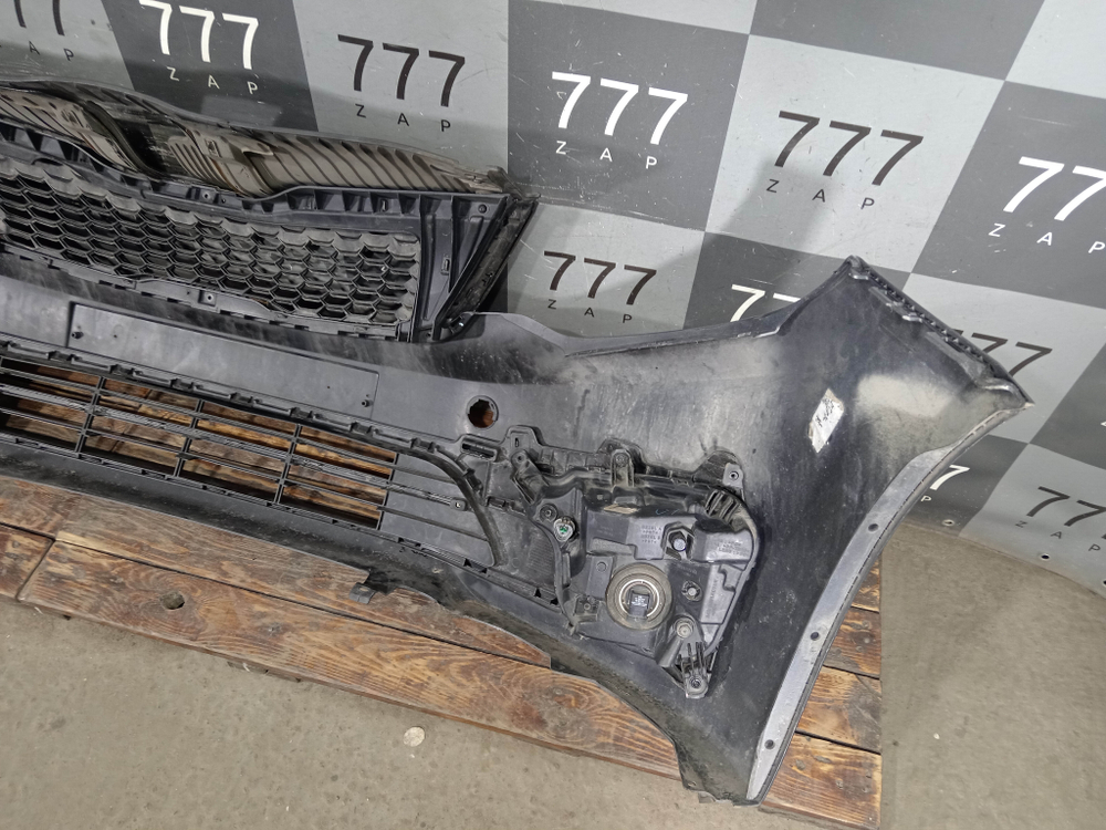 Бампер передний в сборе Kia Rio 3 (QB) 15-17 Б/У Оригинал 865114Y500