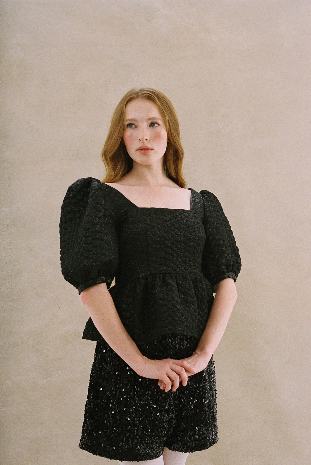Black cosmos top