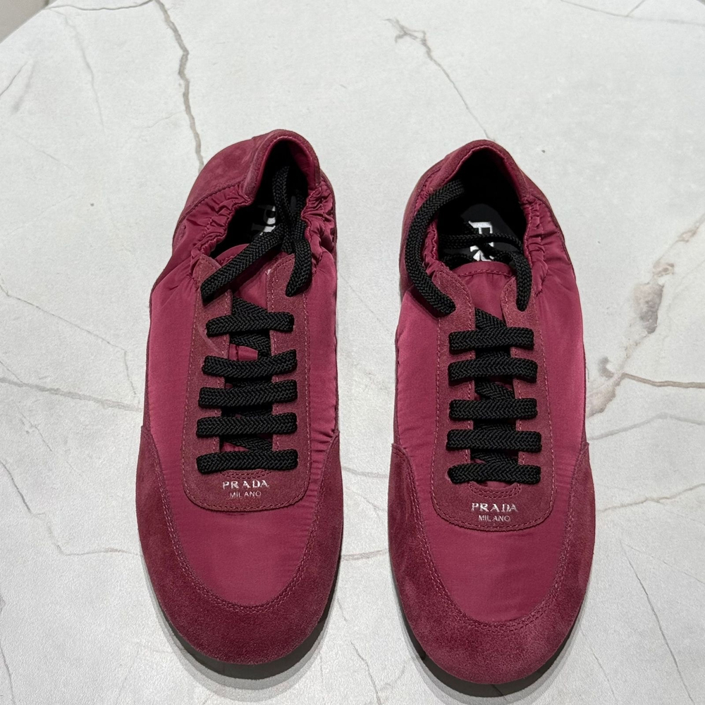 Кроссовки Prada