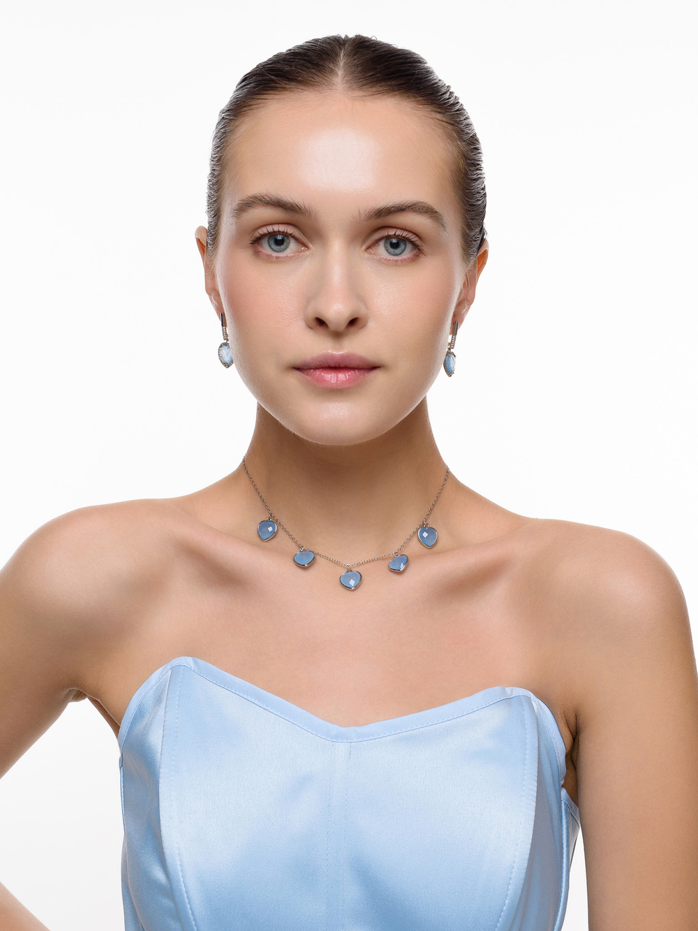 Чокер "Amour" с голубым агатом Silver