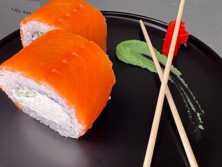 Филадельфия с огурцом XXL