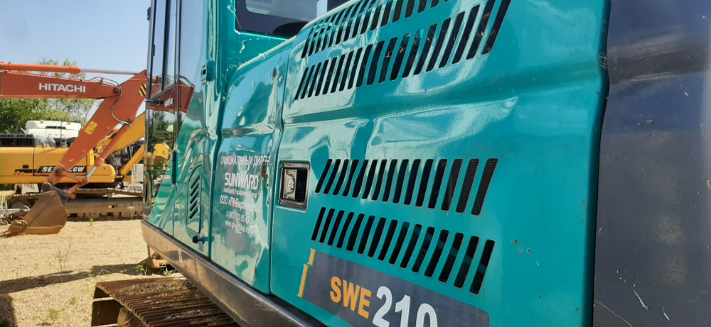 SUNWARD SWE210 Экскаватор SWE210 (Дизельный, 6,5 л, 154 л.с., АТ)