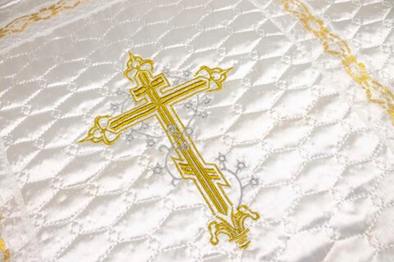 Комплект ритуальный с вышивкой "Крест" атлас-стеганка