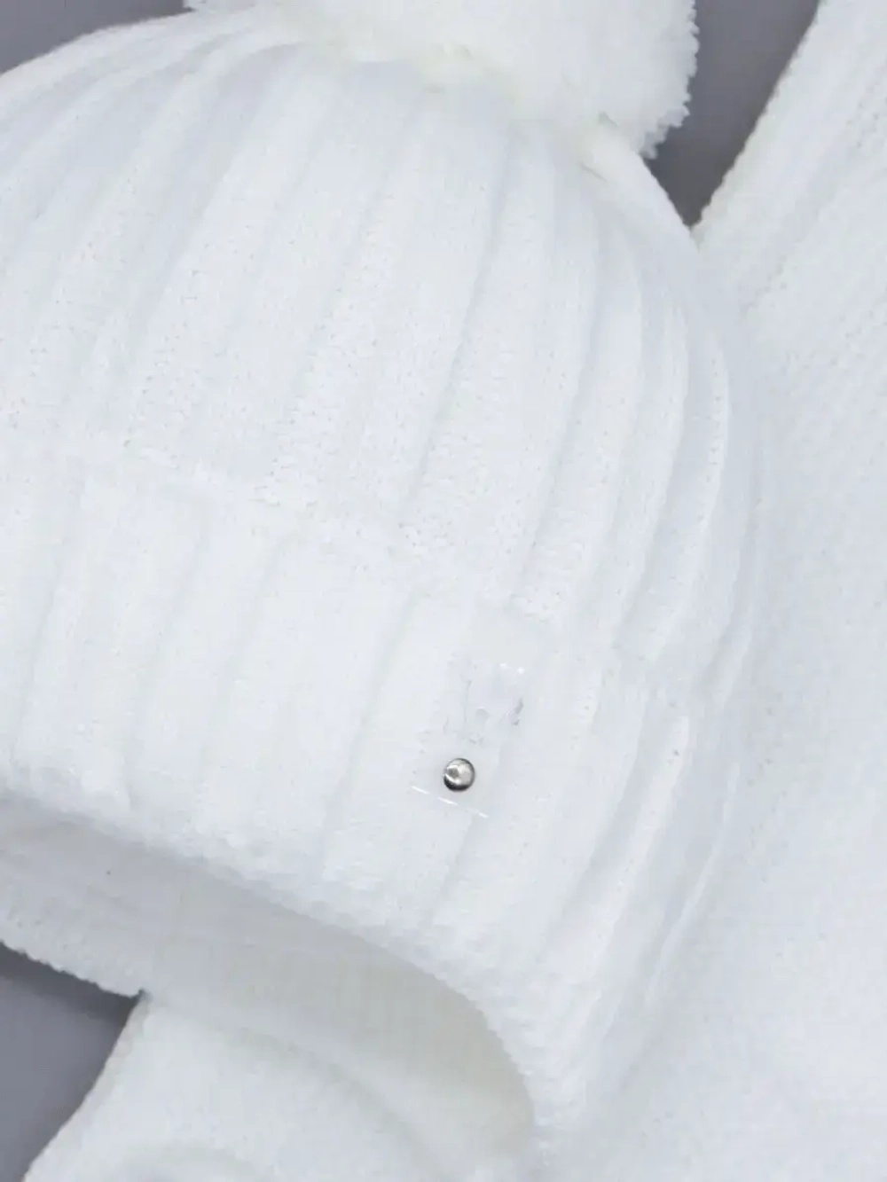 Шапка для девочек осенняя и снуд