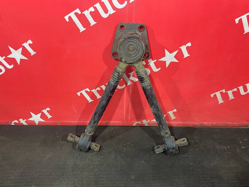 Тяга реактивная V-образная