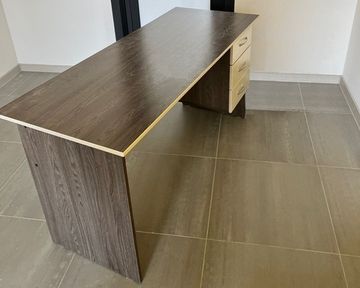 Стол письменный ДОРЕЛ-1 правый