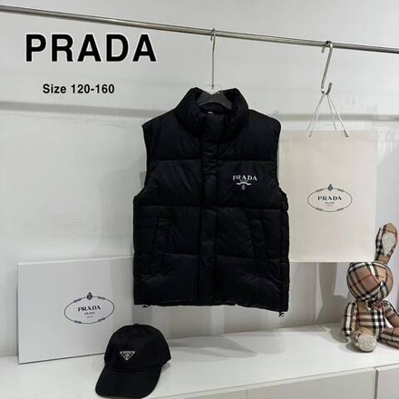 Жилет Prada