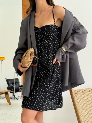 Платье-мини на бретелях