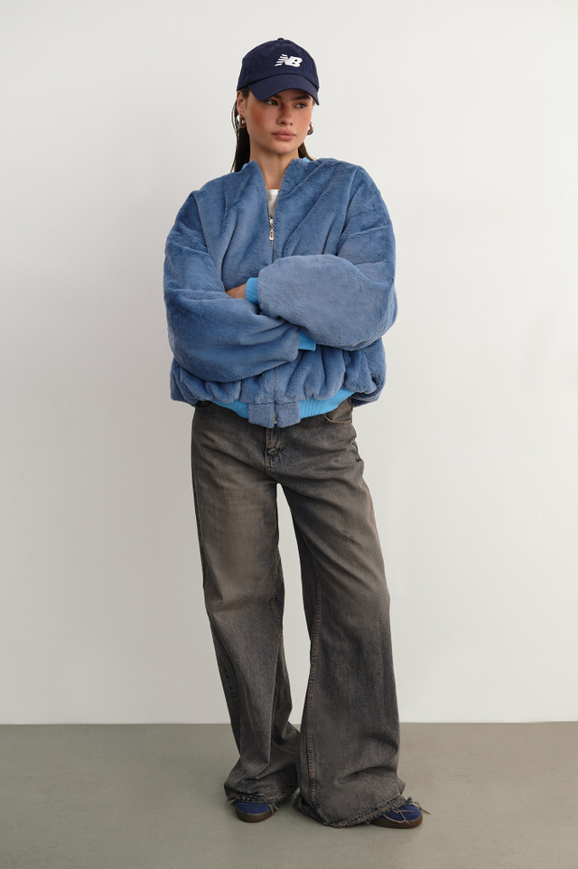 Бомбер из экомеха