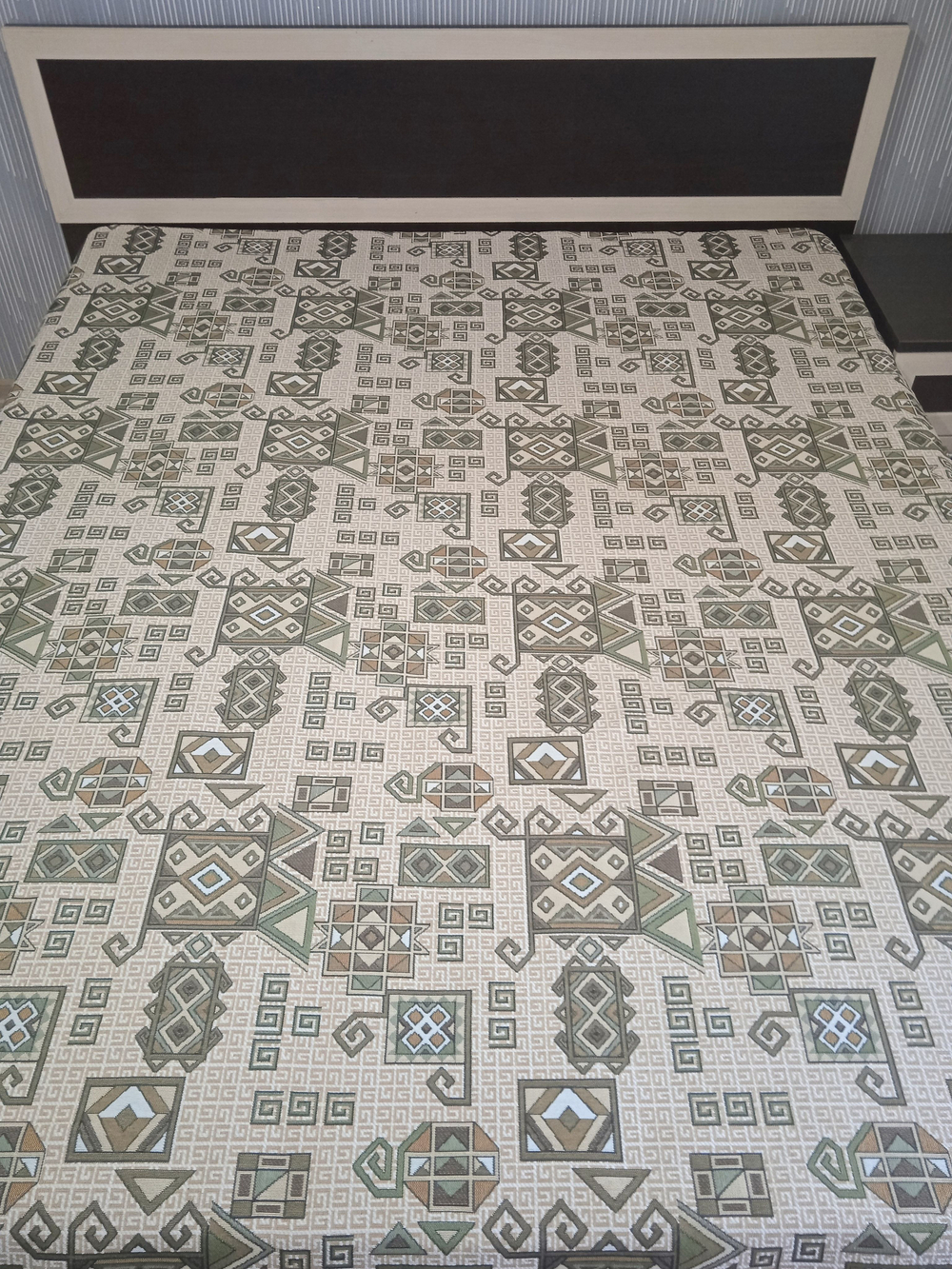 Покрывало гобеленовое Аметист 143-1 2-спальное (180х200)