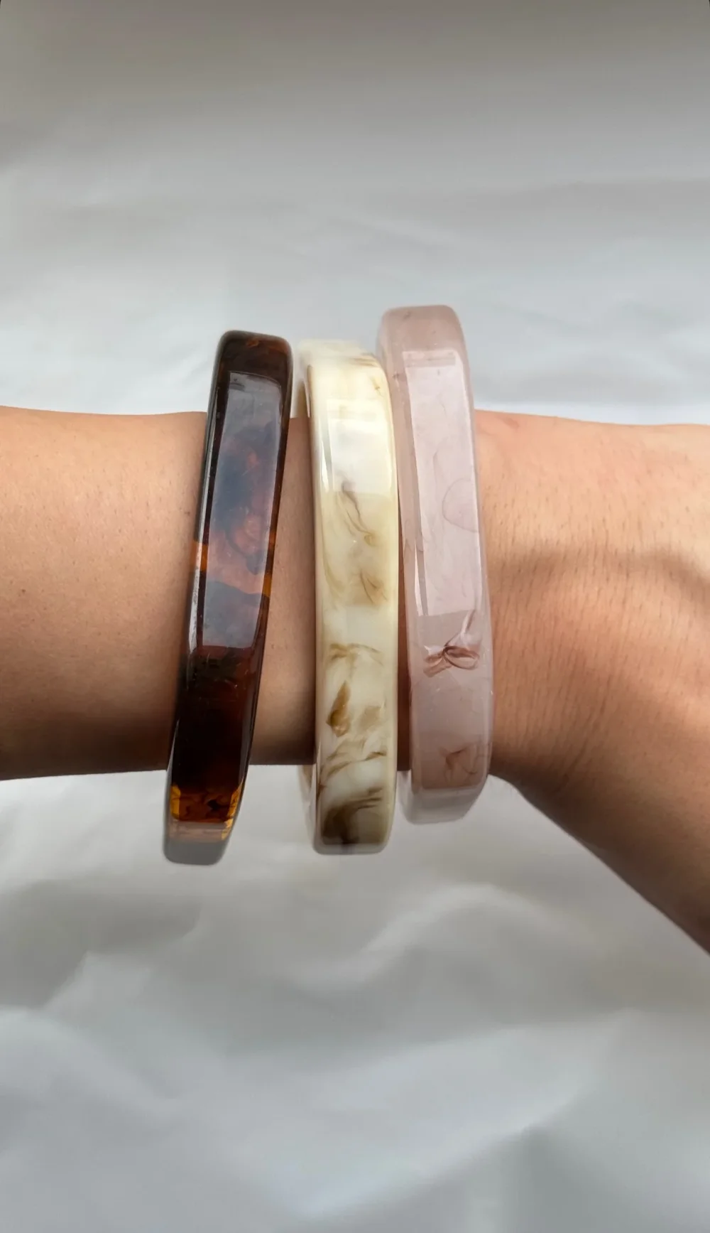 Браслет из смолы узкий, Розовый