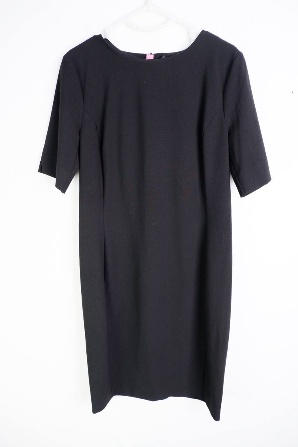 Платье Benetton лаконичное, маркировка М, визуально на 46 размер