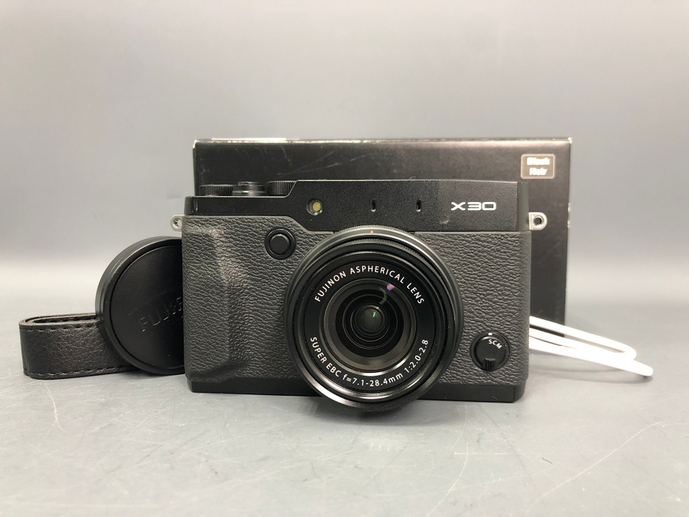 Fujifilm X30